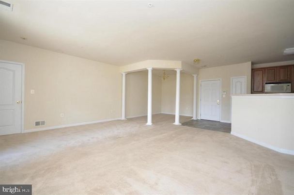 Empty room, Interior, Kitchen