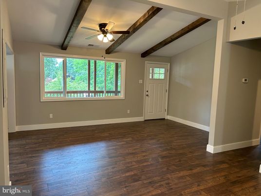 Empty room, Interior, Wooden Beams, Wood Texture Flooring