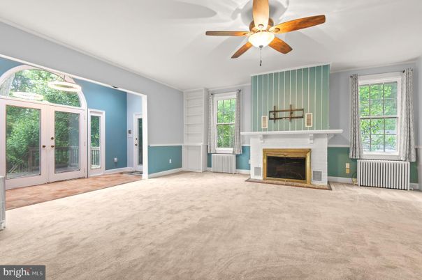 Empty room, Fireplace, Interior