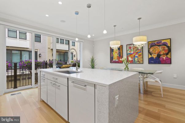 Dining room, Interior, Kitchen, Pendant Lights, Recessed Lighting, Wood Texture Flooring