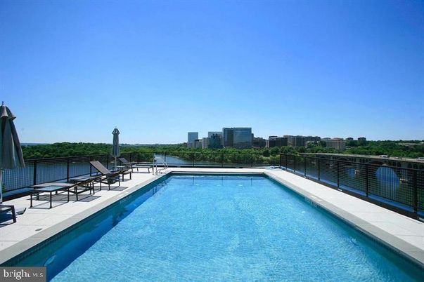 Exterior, Pool, Water