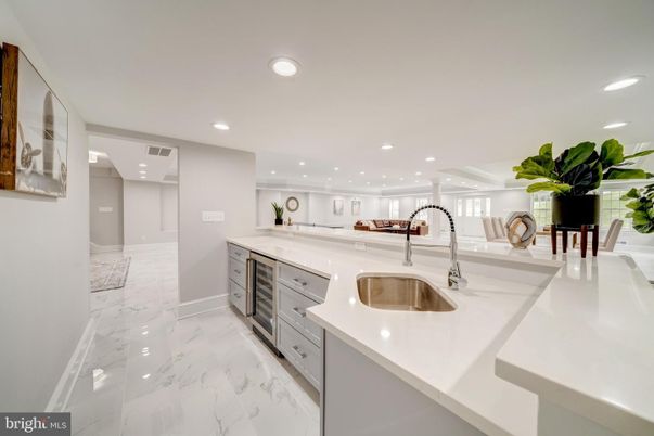 Interior, Kitchen, Marble, Recessed Lighting