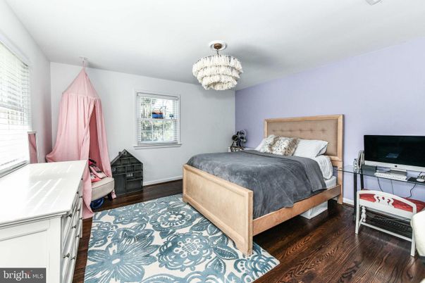 Bedroom, Chandelier, Interior, Wood Texture Flooring