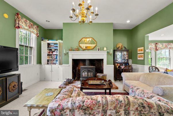 Chandelier, Fireplace, Interior, Living room, Recessed Lighting