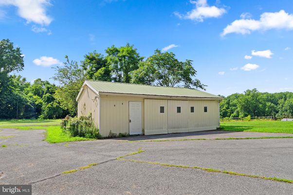 Backyard, Detached Garage, Exterior