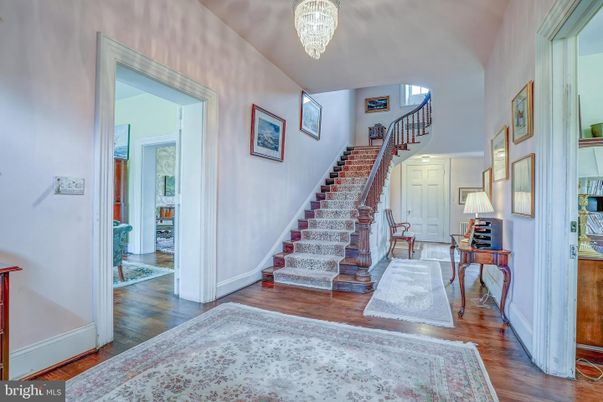Chandelier, Interior, Wood Texture Flooring