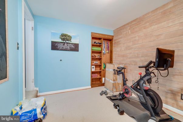 Fitness Equipment, Interior, Wooden Walls