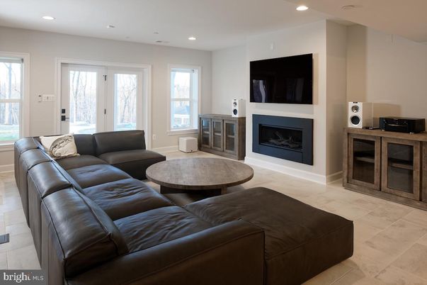 Fireplace, Interior, Living room, Recessed Lighting
