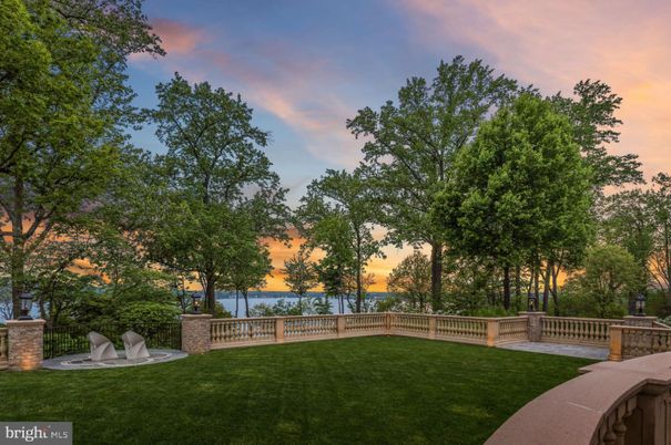 Backyard, Exterior, Water