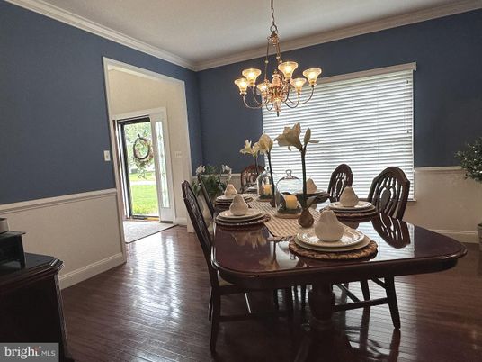 Chandelier, Dining room, Interior, Wood Texture Flooring