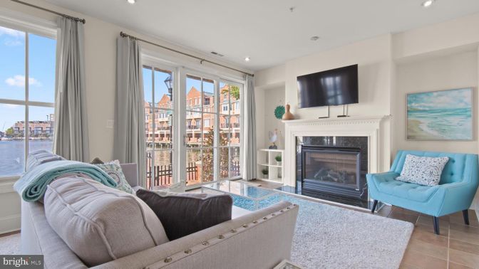 Fireplace, Interior, Living room, Recessed Lighting, Water