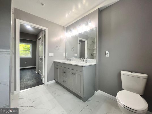 Bathroom, Dual Sink Vanities, Interior, Marble, Recessed Lighting