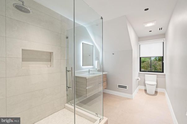 Bathroom, Dual Sink Vanities, Glass Shower, Interior, Recessed Lighting