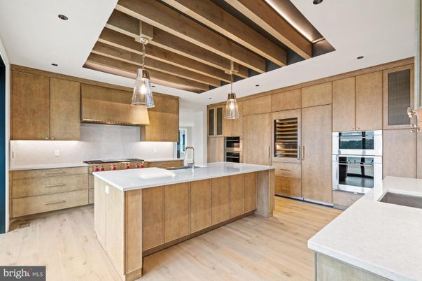 Interior, Kitchen, Pendant Lights, Recessed Lighting, Stainless Steel Appliances, Wooden Beams, Wooden Ceilings, Wood Texture Flooring