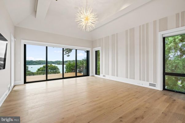 Empty room, Interior, Pendant Lights, Wood Texture Flooring