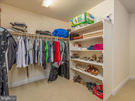 Interior, Walk-in Closets