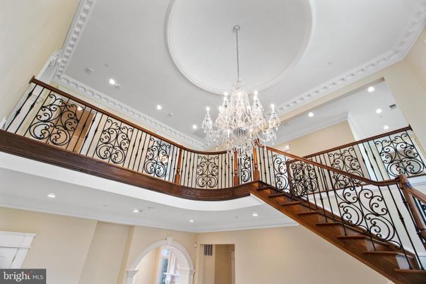 Chandelier, Interior, Recessed Lighting