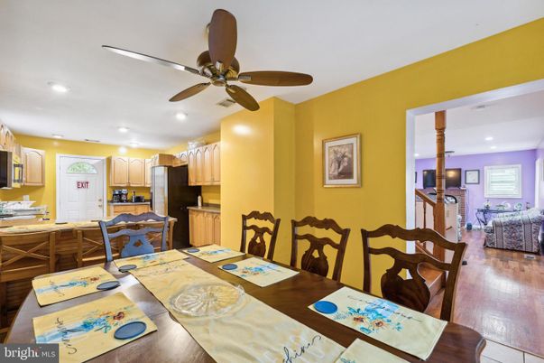 Dining room, Interior, Kitchen, Recessed Lighting, Wood Texture Flooring