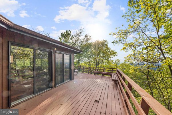 Exterior, Wood Texture Flooring