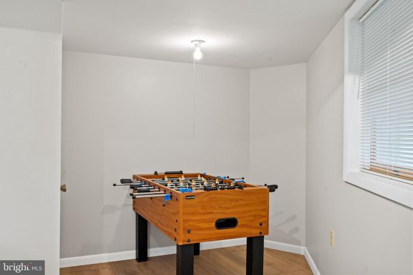 Game Room, Interior, Wood Texture Flooring