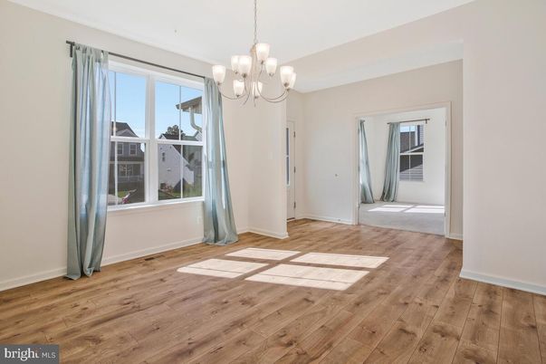 Chandelier, Empty room, Interior, Wood Texture Flooring