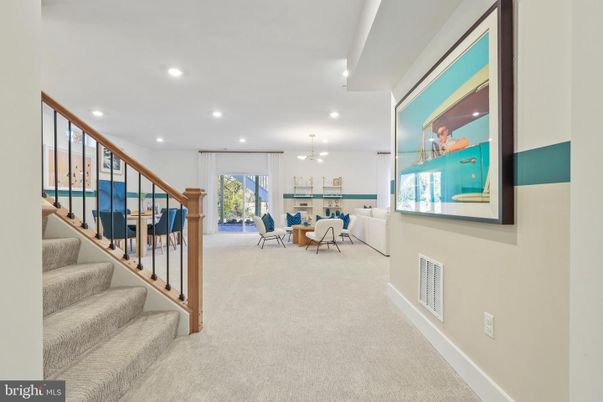Dining room, Interior, Pendant Lights, Recessed Lighting
