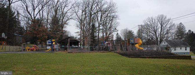 Backyard, Exterior, Playground