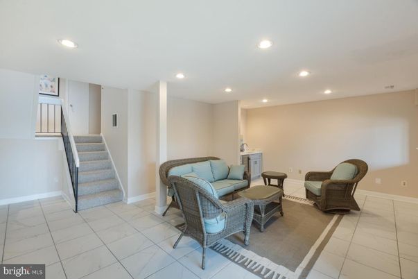 Interior, Living room, Marble, Recessed Lighting