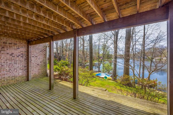 Exterior, Wooden Beams