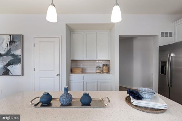 Interior, Kitchen, Pendant Lights, Stainless Steel Appliances
