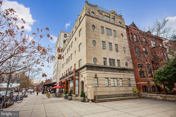 Exterior, Facade, Condo Building