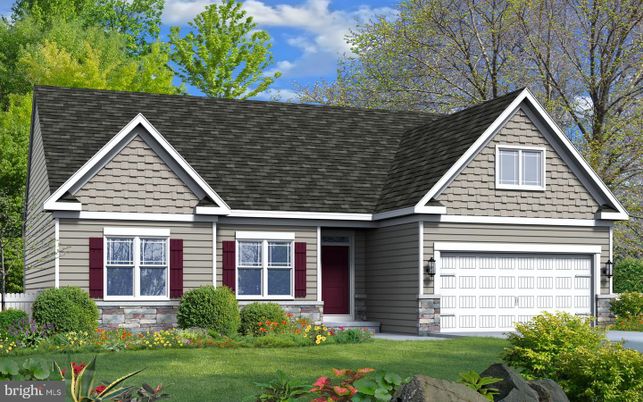 Attached, Exterior, Facade, Ranch