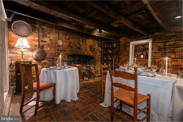 Dining room, Interior, Stone Walls