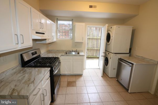 Interior, Kitchen, Washer