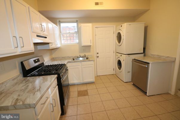 Interior, Kitchen, Washer