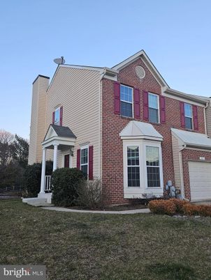 Attached, Exterior, Facade, Brick Facade, Brick Traditional