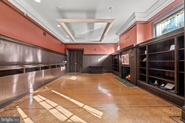 Fireplace, Interior, Pendant Lights, Recessed Lighting, Wood Texture Flooring