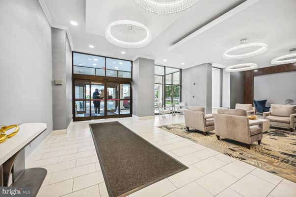 Interior, Living room, Pendant Lights, Recessed Lighting
