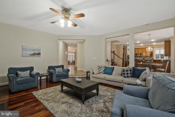 Dining room, Interior, Kitchen, Living room, Pendant Lights, Recessed Lighting, Stainless Steel Appliances, Wood Texture Flooring