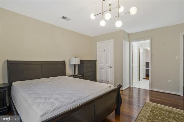 Bedroom, Interior, Pendant Lights, Wood Texture Flooring