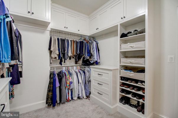 Interior, Walk-in Closets