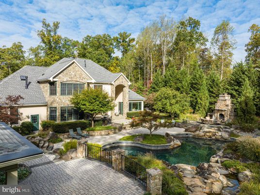 Backyard, Exterior, Facade, French Provincial