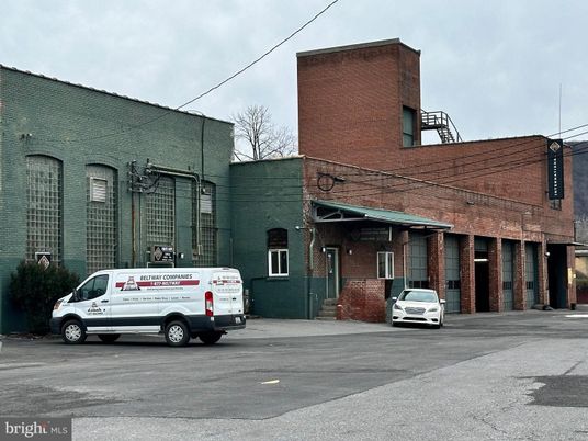 Exterior, Facade, Brick Facade, Condo Building