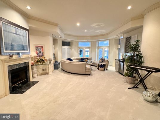 Fireplace, Interior, Living room, Recessed Lighting