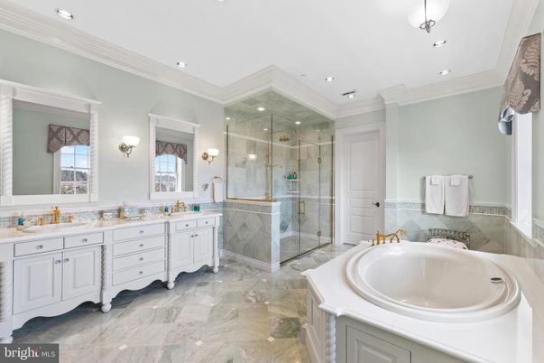 Bathroom, Dual Sink Vanities, Glass Shower, Interior, Recessed Lighting
