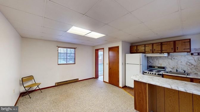 Interior, Kitchen, Marble Walls, Recessed Lighting