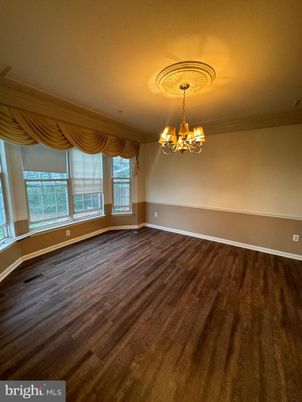 Chandelier, Empty room, Interior, Wood Texture Flooring