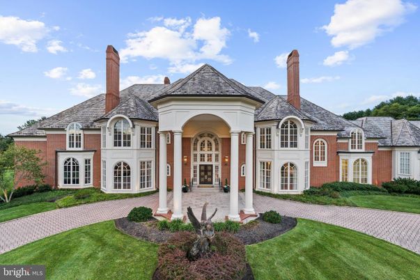Backyard, Exterior, Facade, French Provincial