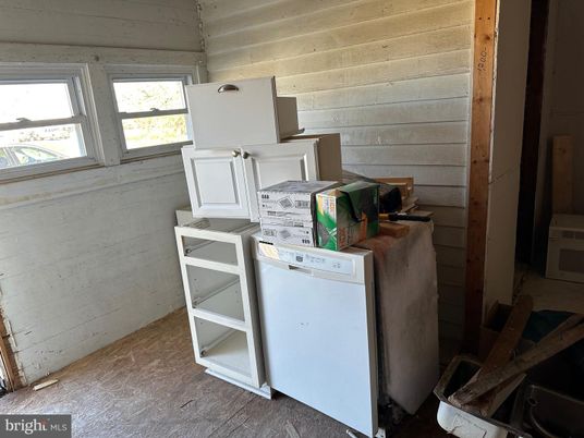 Interior, Washer, Wooden Walls