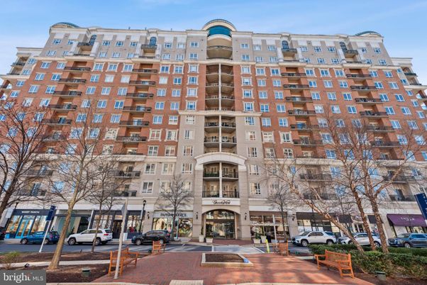 Exterior, Facade, Condo Building